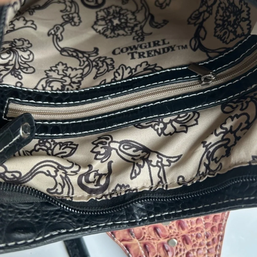 Cowgirl Trendy Adjustable Crossbody Bag w/ Bling & Concealed Pocket